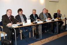 Paneliści, Sesja I